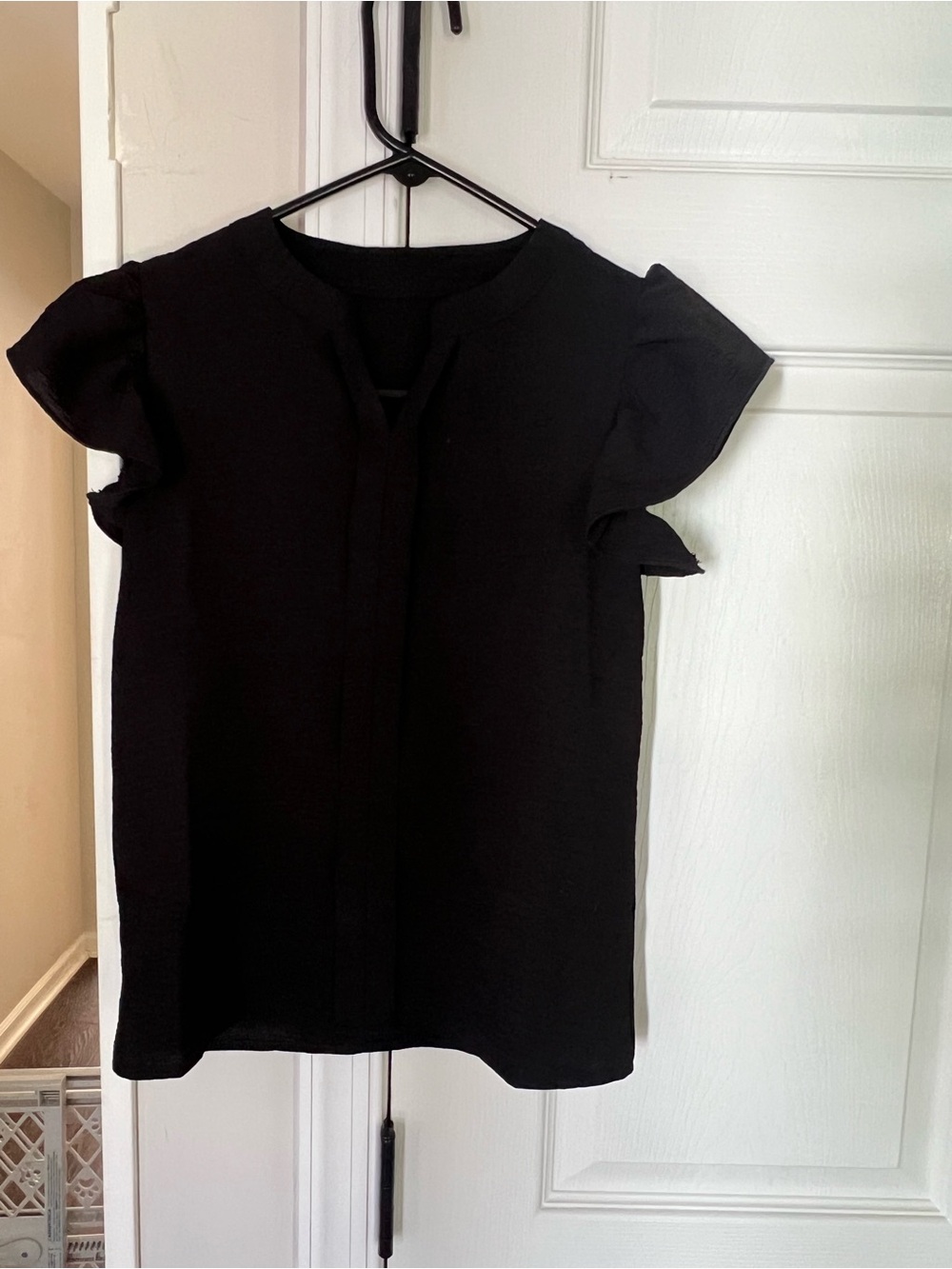 GIrl Black Ruffle Sleeve Blouse